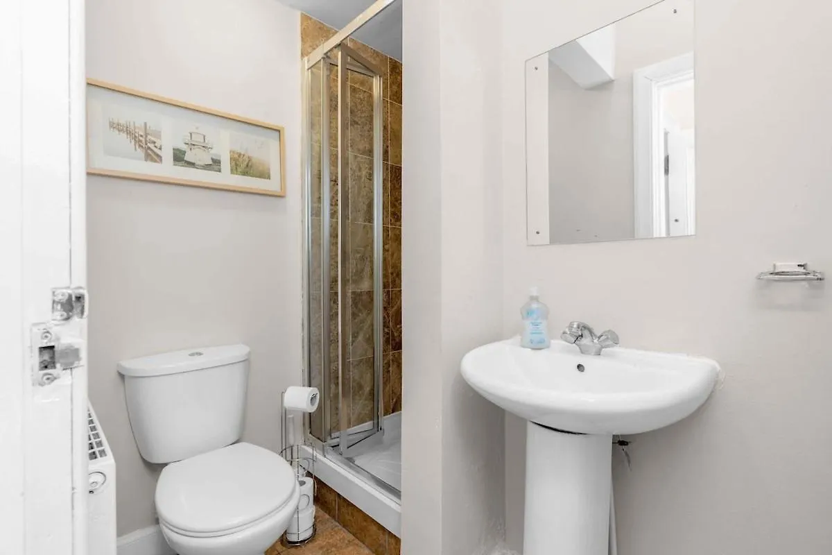 Free Parking - City Centre - The Mccarty Edinburgh Apartment