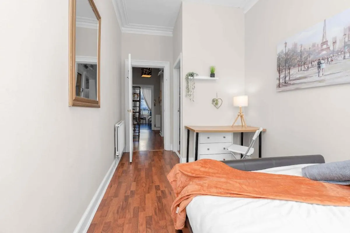 Apartment Free Parking - City Centre - The Mccarty Edinburgh
