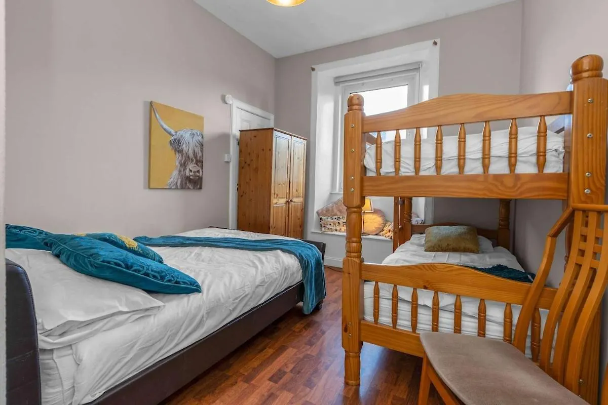 Free Parking - City Centre - The Mccarty Edinburgh 0*,  United Kingdom